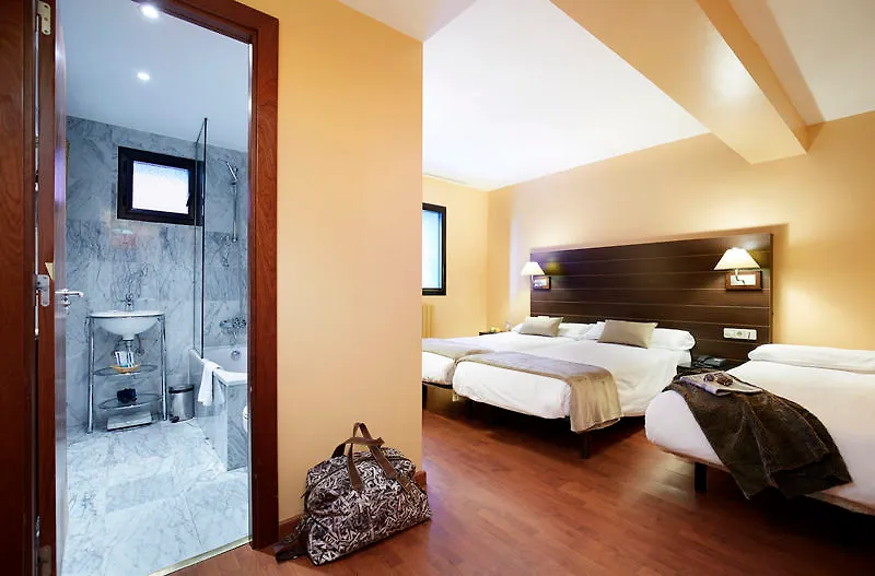 ****  Hotel Caribou Pas De La Casa Andorra